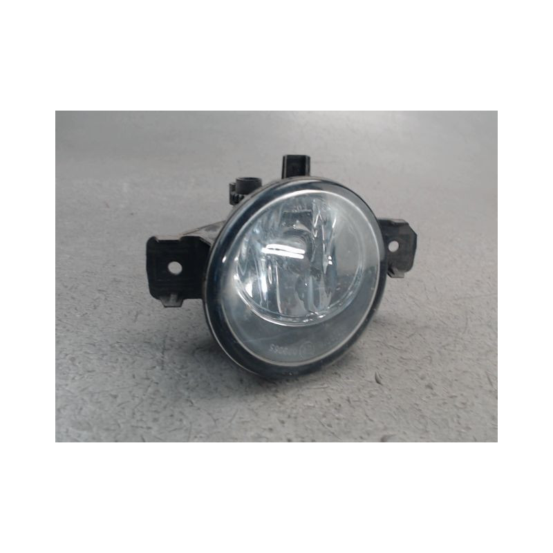 PHARE ANTIBROUILLARD AVANT DROIT RENAULT CLIO