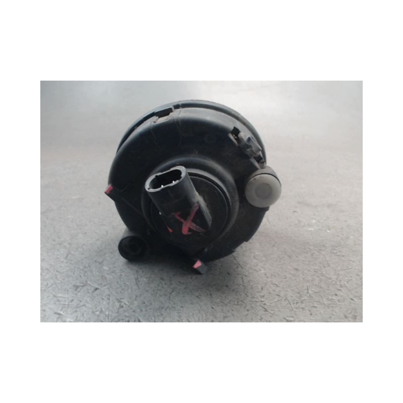 PHARE ANTIBROUILLARD AVANT DROIT OPEL VIVARO
