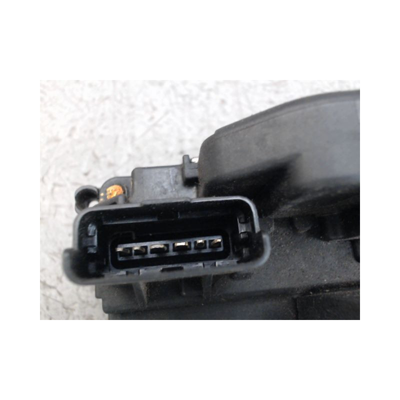 SYSTEME CONDAMNATION ARRIERE GAUCHE RENAULT MODUS