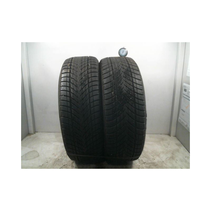 Paire de pneus GOOD YEAR ULTRAGRIP PERFORMANCE 3 205 55 16 91 T