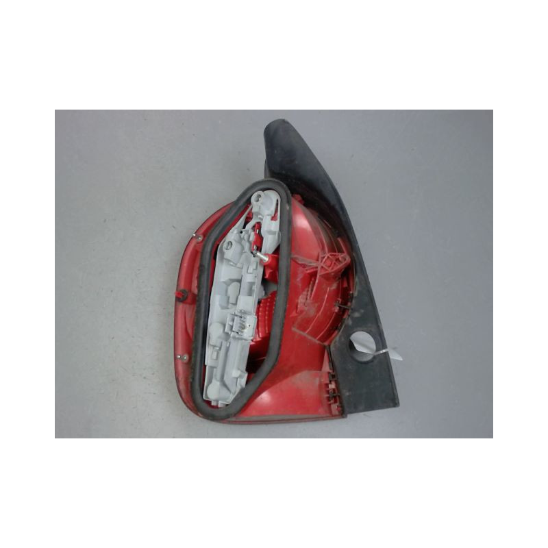 FEU ARRIERE GAUCHE  RENAULT MODUS 2004-2007