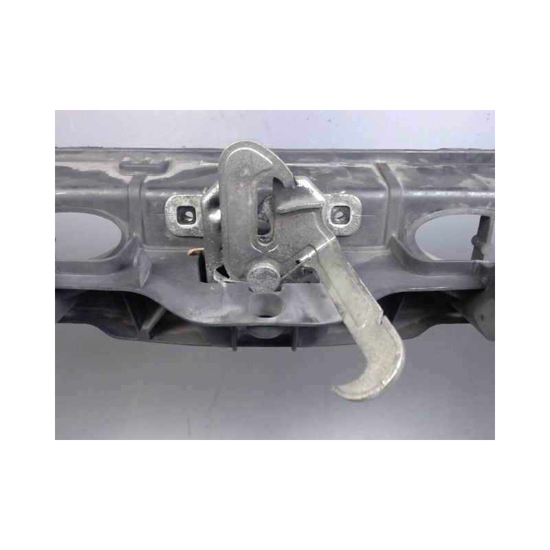 FACE AVANT FIAT GRANDE PUNTO 2005-
