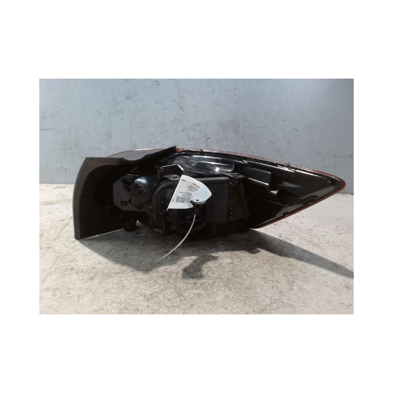 FEU ARRIERE GAUCHE  DACIA SANDERO 2008-