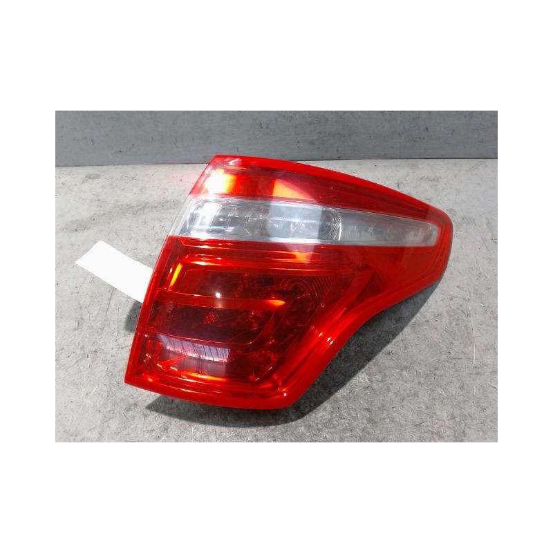 FEU ARRIERE DROIT CITROEN C4 PICASSO 007-