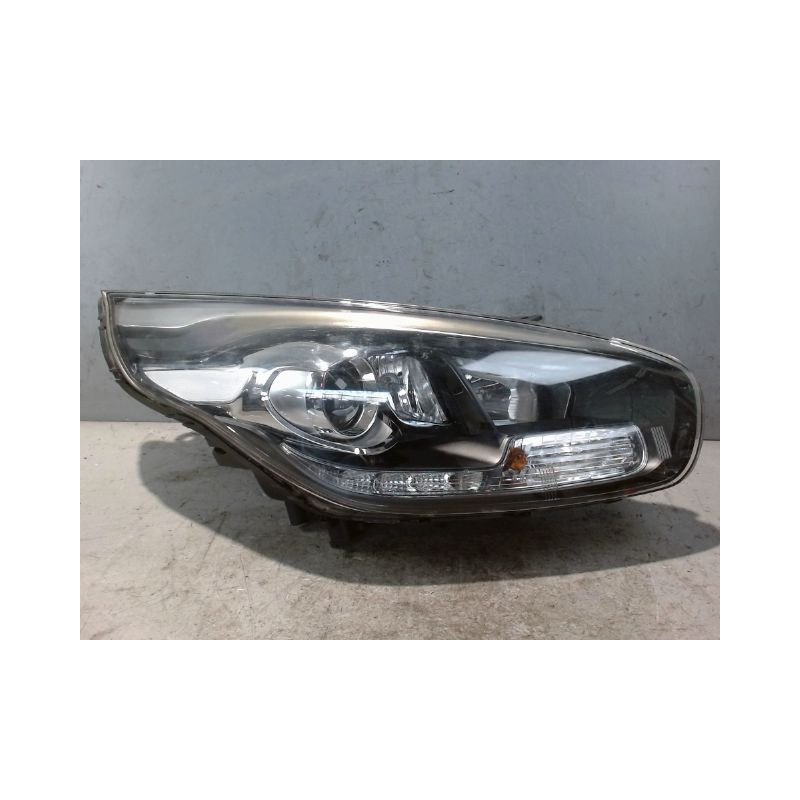 PHARE DROIT KIA CARENS 2002-