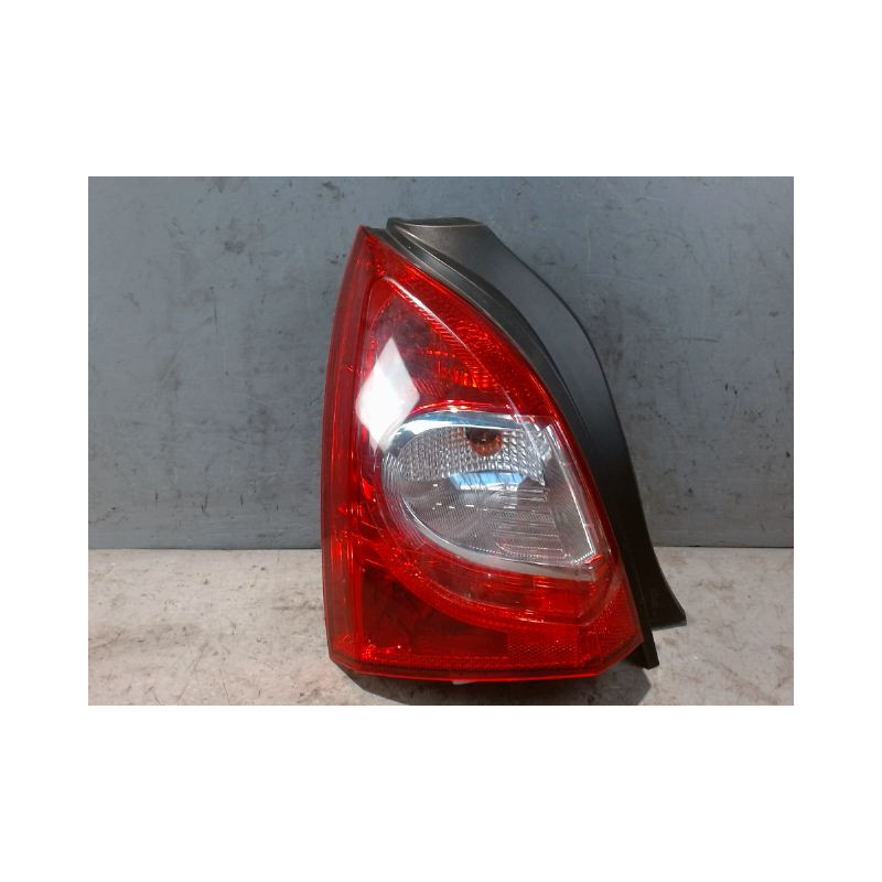 FEU ARRIERE GAUCHE  RENAULT TWINGO 2 2010-