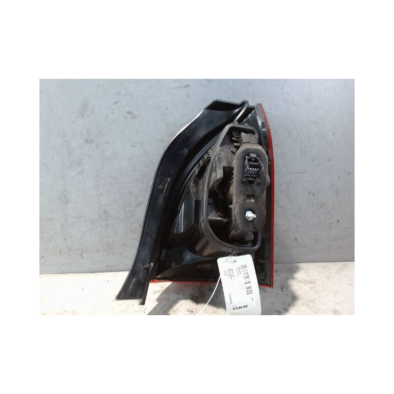 FEU ARRIERE GAUCHE  RENAULT TWINGO 2 2010-