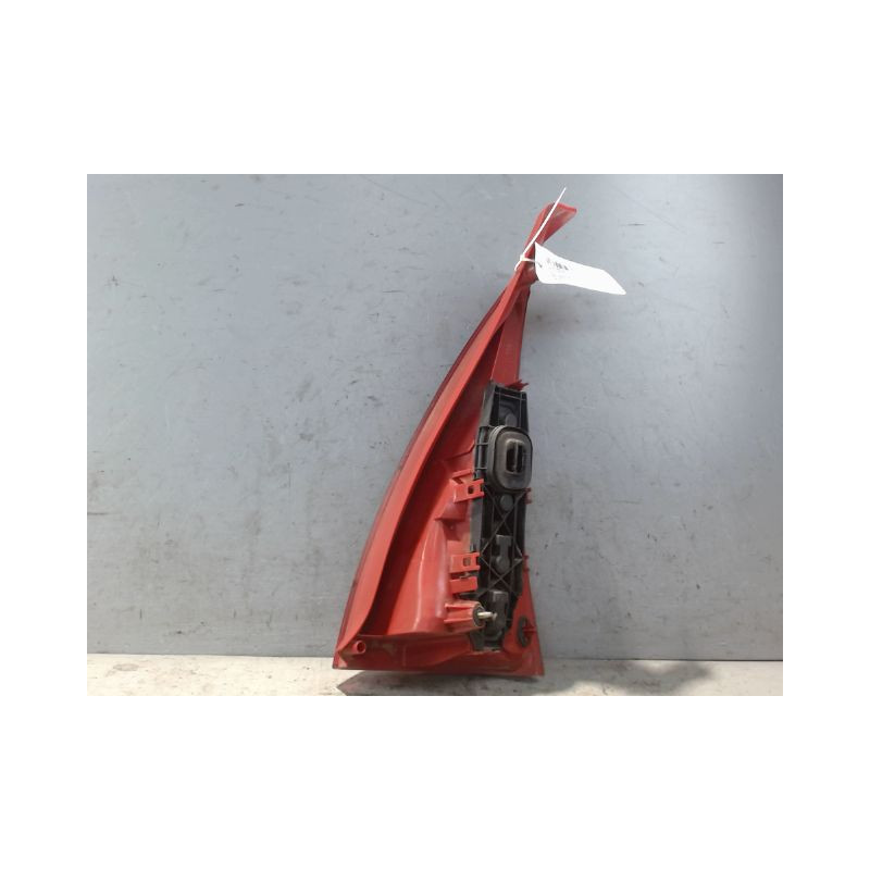 FEU ARRIERE GAUCHE  CITROEN C3 2005-