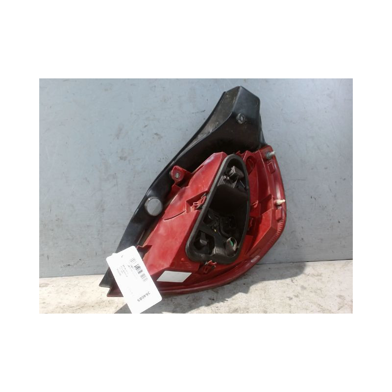 FEU ARRIERE GAUCHE  RENAULT CLIO III 2010-