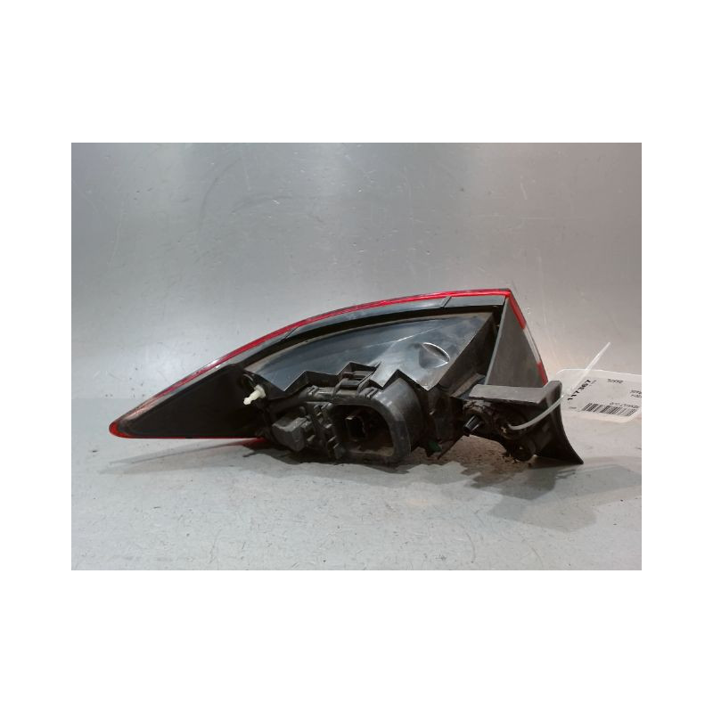 FEU ARRIERE DROIT RENAULT CLIO