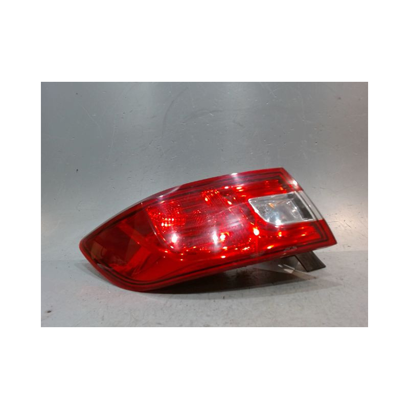 FEU ARRIERE GAUCHE  RENAULT CLIO