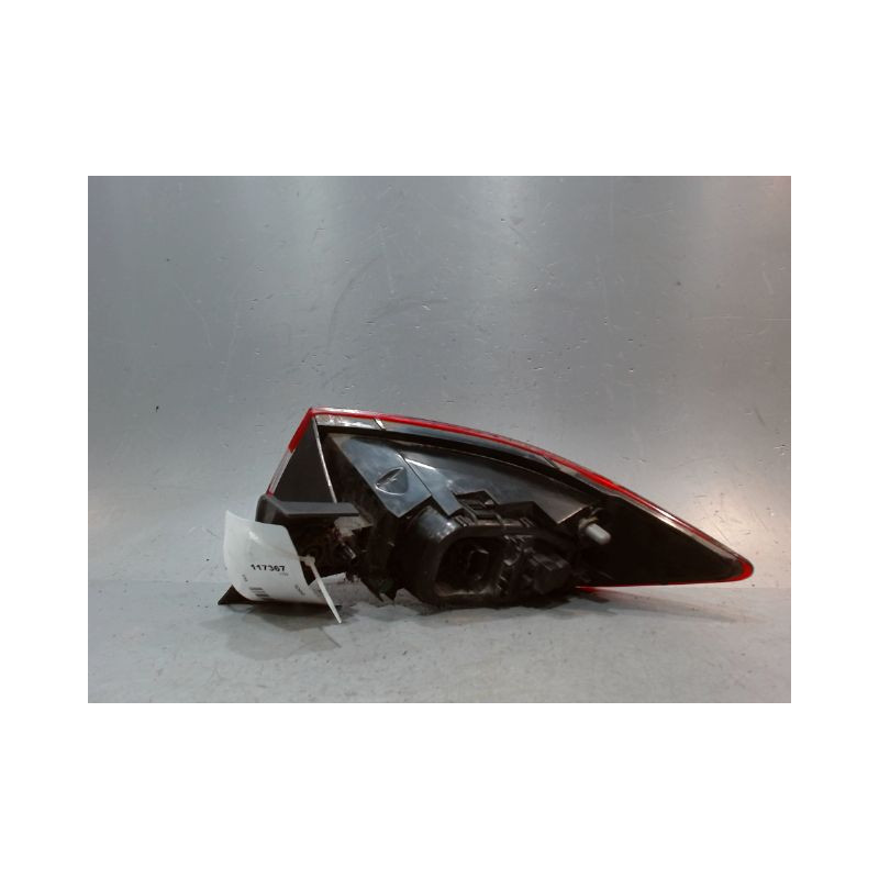 FEU ARRIERE GAUCHE  RENAULT CLIO