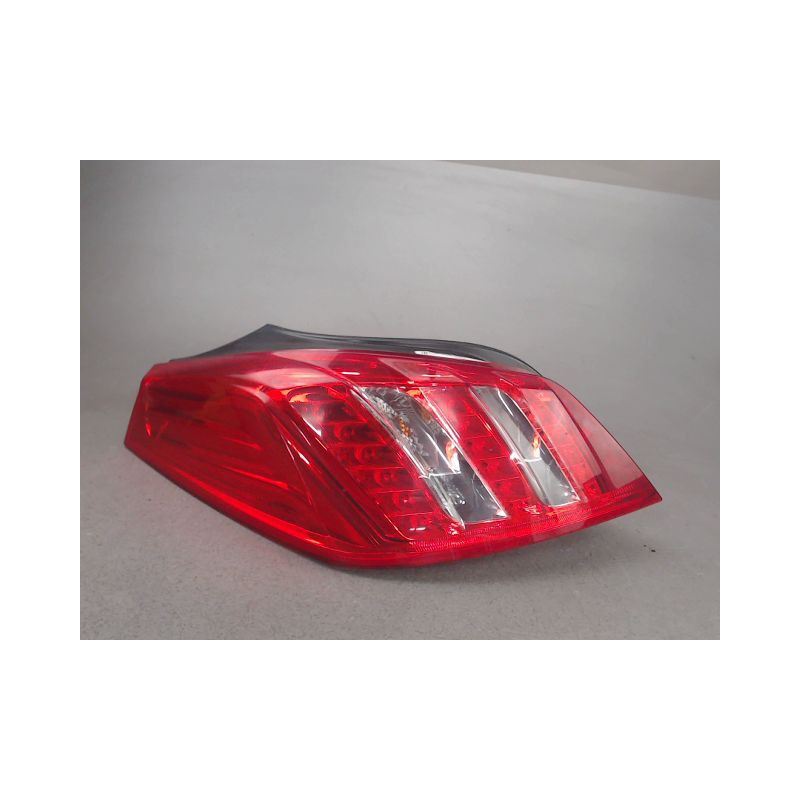 FEU ARRIERE GAUCHE  PEUGEOT 508
