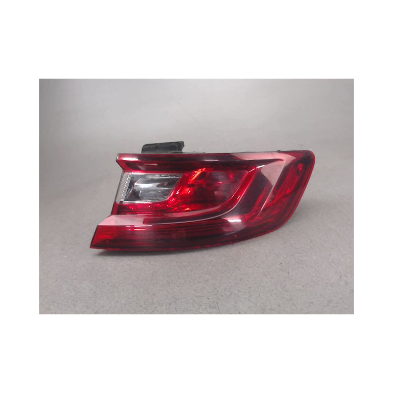 FEU ARRIERE DROIT RENAULT MEGANE