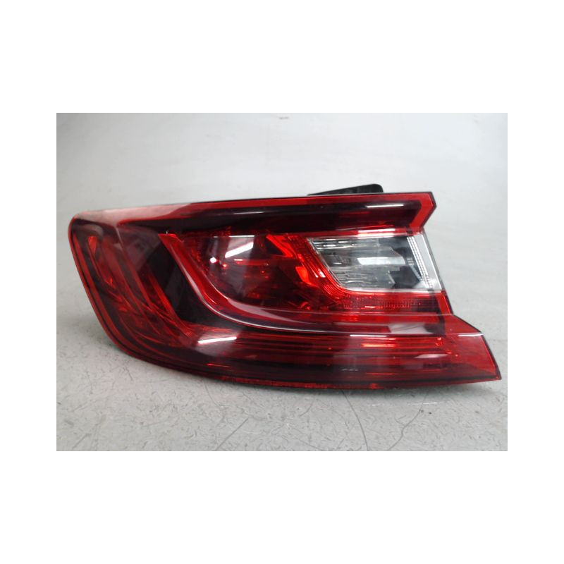 FEU ARRIERE GAUCHE  RENAULT MEGANE
