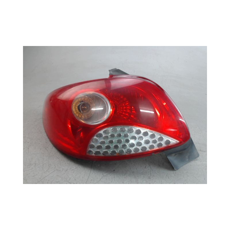 FEU ARRIERE GAUCHE  PEUGEOT 206