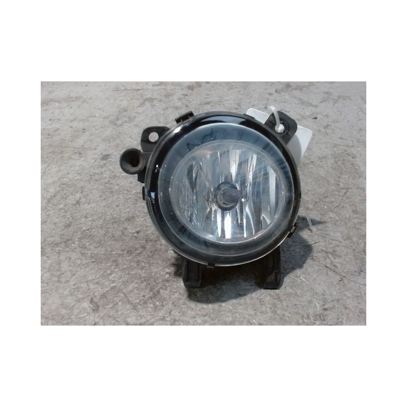 PHARE ANTIBROUILLARD AVANT GAUCHE B.M.W. SERIE 1