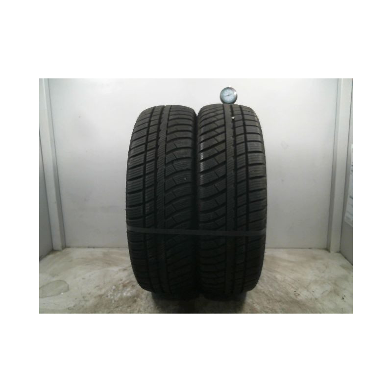Paire de pneus ROVELO ALLWEATHER R4S 175 65 14 82 T