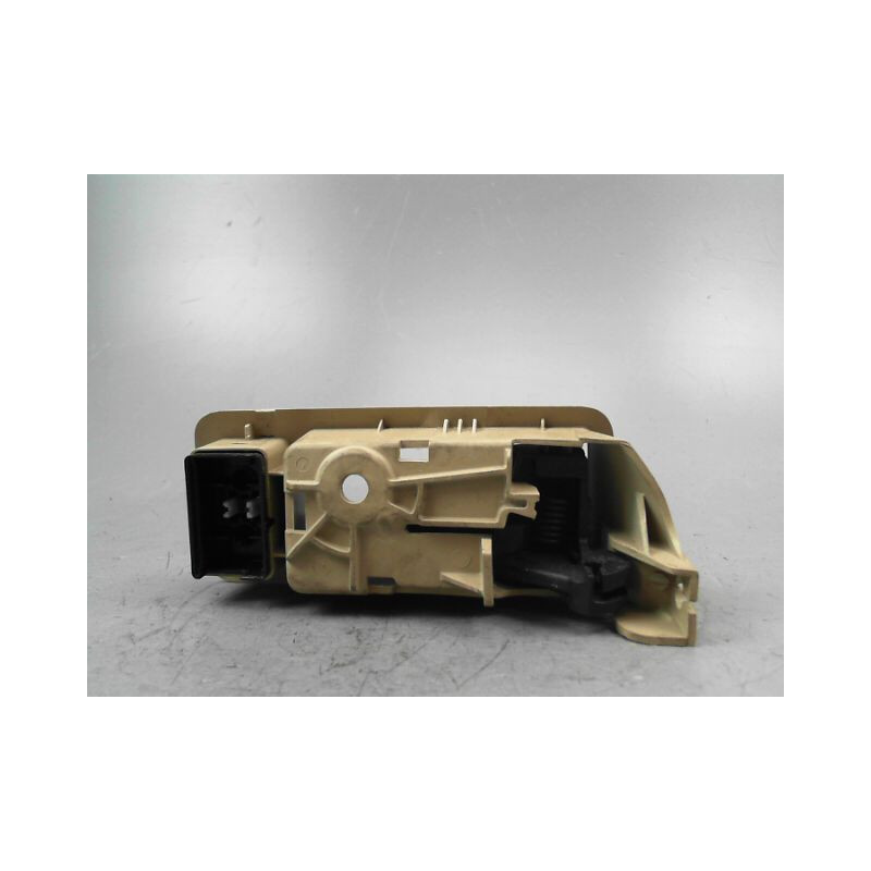 POIGNEE INTERIEURE PORTE AVANT GAUCHE FORD MUSTANG