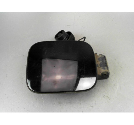 VOLET DE TRAPPE CARBURANT