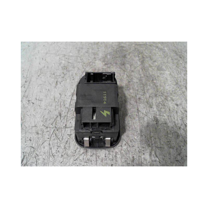 BOITIER IMPULSION LEVE-GLACE PEUGEOT 206 3P