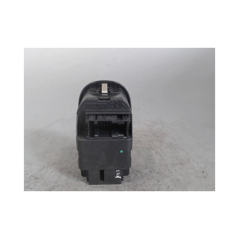 BOITIER IMPULSION LEVE-GLACE PEUGEOT 206 5P