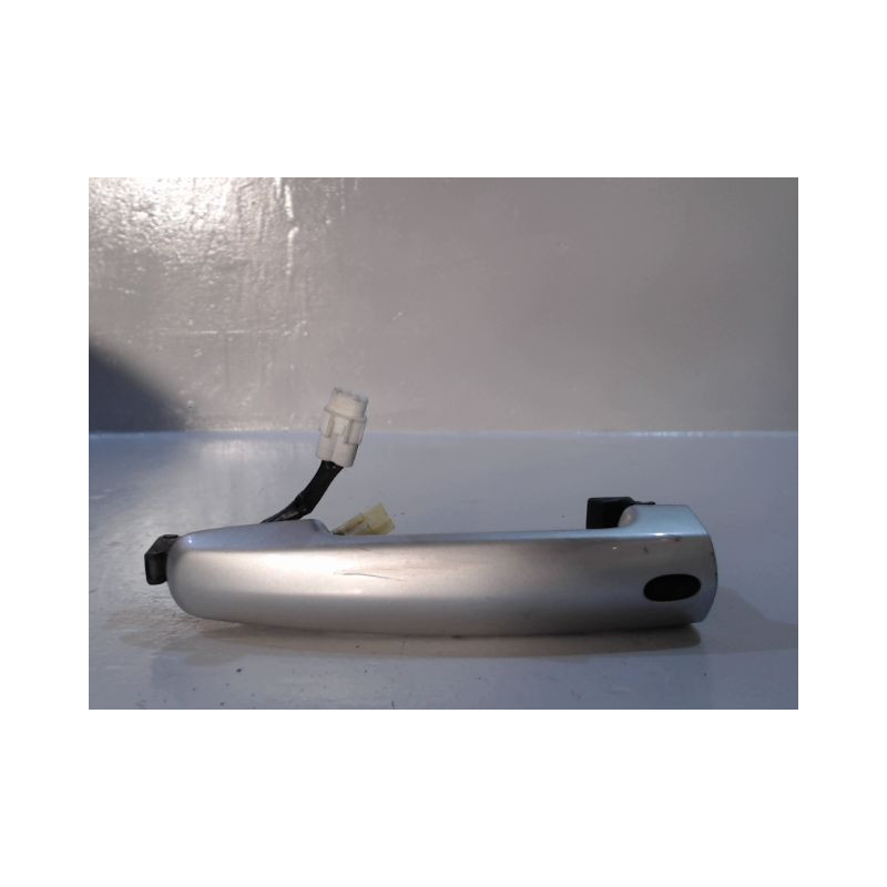 POIGNEE EXTERIEURE PORTE AVANT DROIT SUZUKI SWIFT