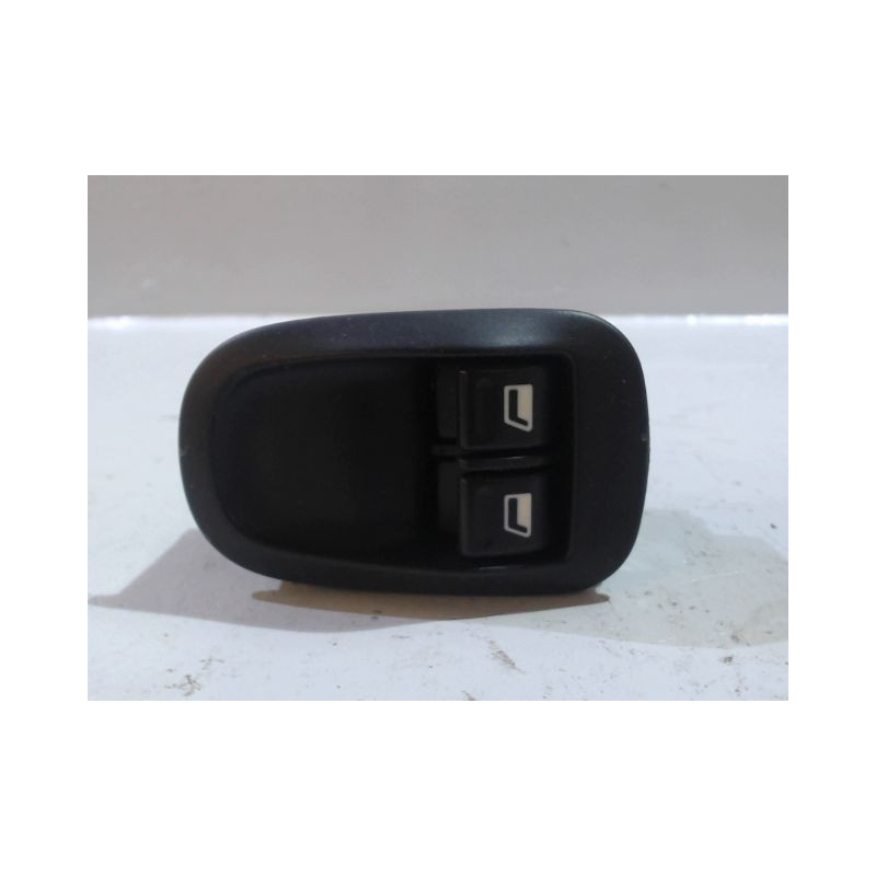 BOITIER IMPULSION LEVE-GLACE PEUGEOT 206 3P