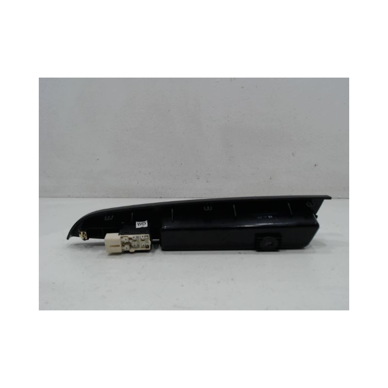COMMANDE LEVE-GLACE PORTE AVD CHEVROLET MATIZ