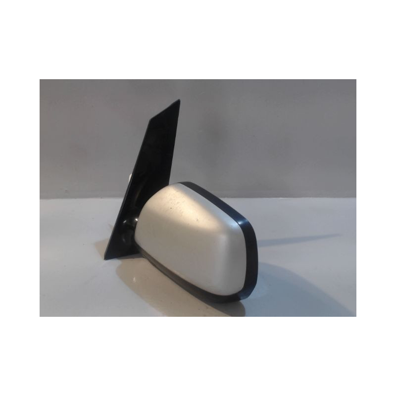 RETROVISEUR EXTERIEUR ELECTRIQUE GAUCHE TOYOTA AVENSIS VERSO 01-03