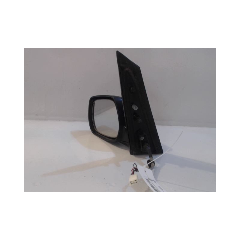 RETROVISEUR EXTERIEUR ELECTRIQUE GAUCHE TOYOTA AVENSIS VERSO 01-03