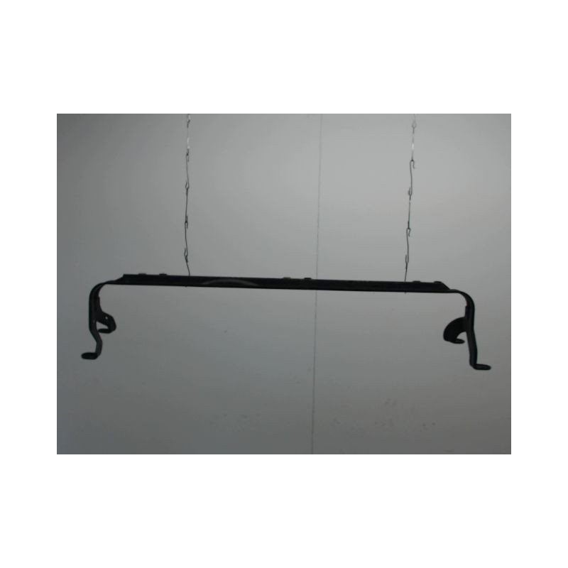 TRAVERSE INFERIEURE ARMATURE AVANT FORD FOCUS