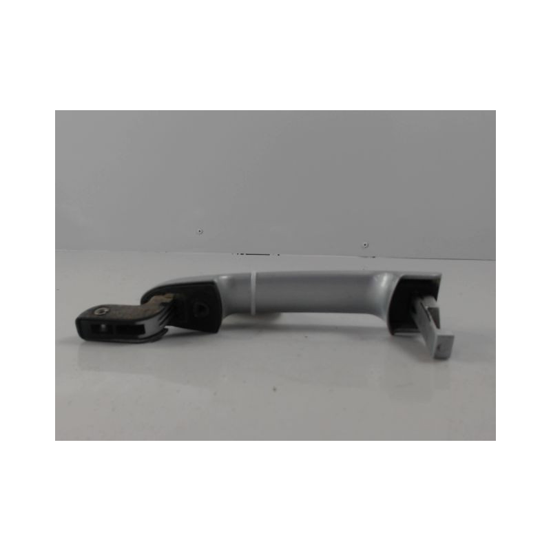 POIGNEE EXTERIEURE PORTE AVANT DROIT HYUNDAI ACCENT