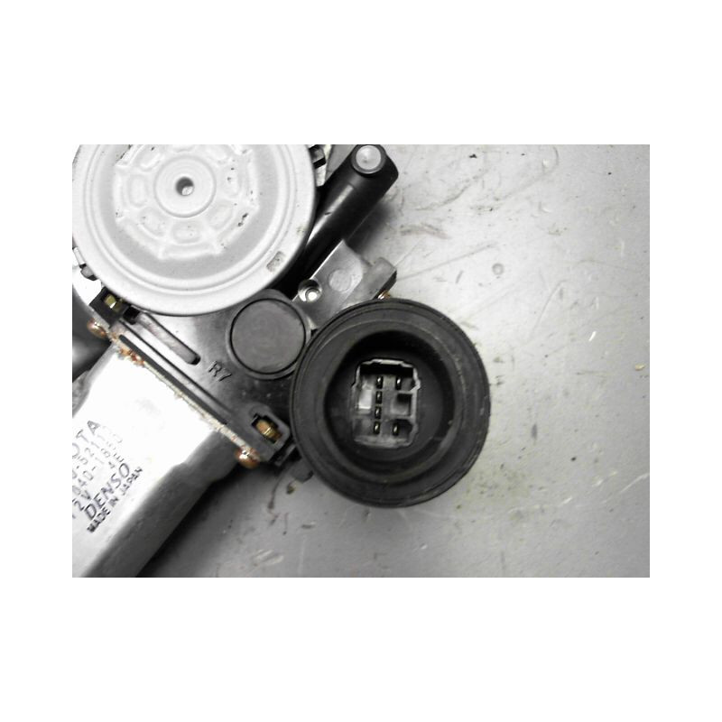 MECANISME+MOTEUR LEVE-GLACE AVANT DROIT TOYOTA COROLLA