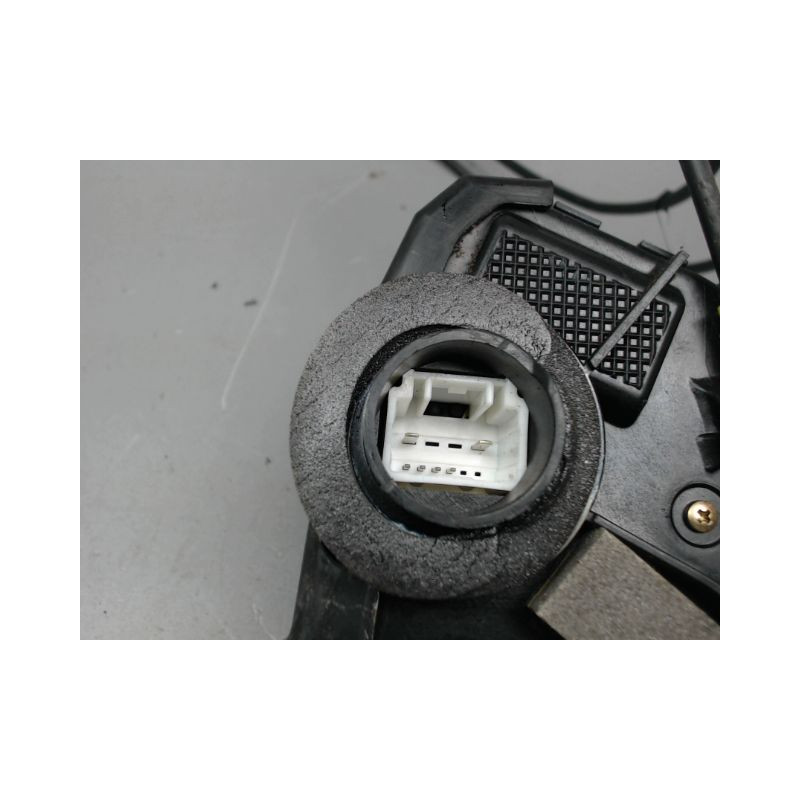 SERRURE PORTE AVANT GAUCHE TOYOTA COROLLA