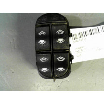 COMMANDE LEVE-GLACE PORTE AVG FORD FOCUS