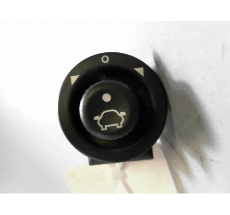 COMMANDE RETROVISSEUR EXT ELECTRIQUE