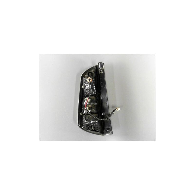 FEU ARRIERE DROIT DAIHATSU SIRION II 2005-
