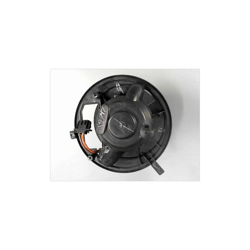 MOTEUR VENTILATEUR CHAUFFAGE VOLKSWAGEN JETTA 11-14