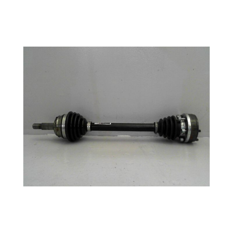 TRANSMISSION AVANT GAUCHE VOLKSWAGEN POLO CLAS 64 1.9 SDI