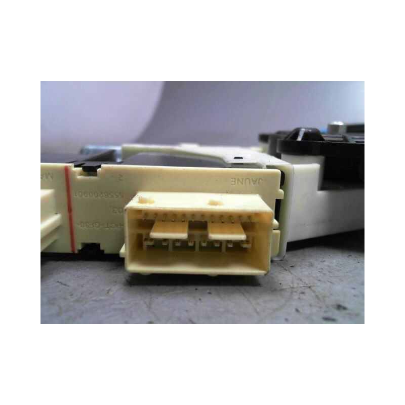 MECANISME+MOTEUR LEVE-GLACE AVANT DROIT PEUGEOT 307