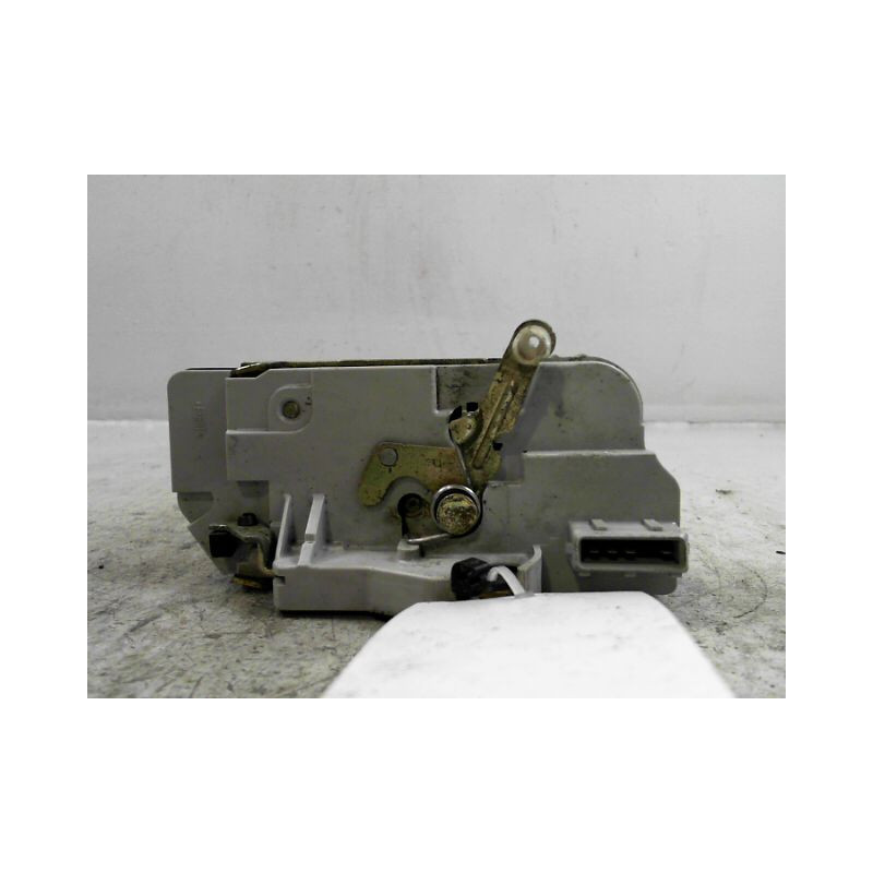SYSTEME CONDAMNATION ARRIERE DROIT PEUGEOT 206 SW 02-06
