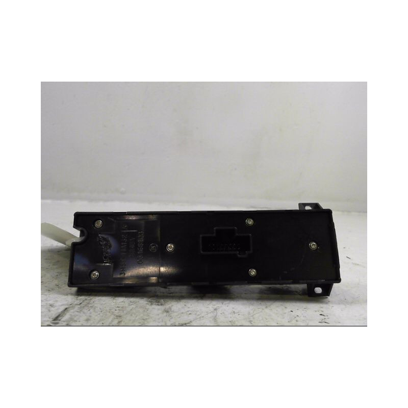 COMMANDE LEVE-GLACE PORTE AVG FORD FOCUS C-MAX 03-07