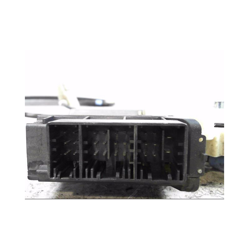 MECANISME+MOTEUR LEVE-GLACE AVANT DROIT SEAT IBIZA 2002-2006