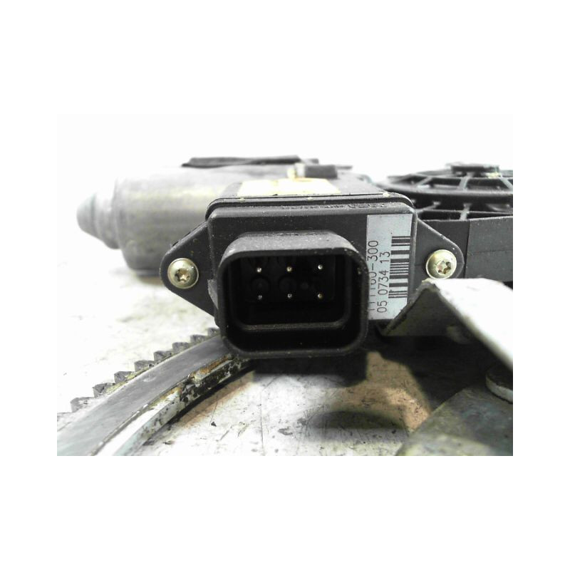 MECANISME+MOTEUR LEVE-GLACE AVANT DROIT OPEL CORSA 97-2000