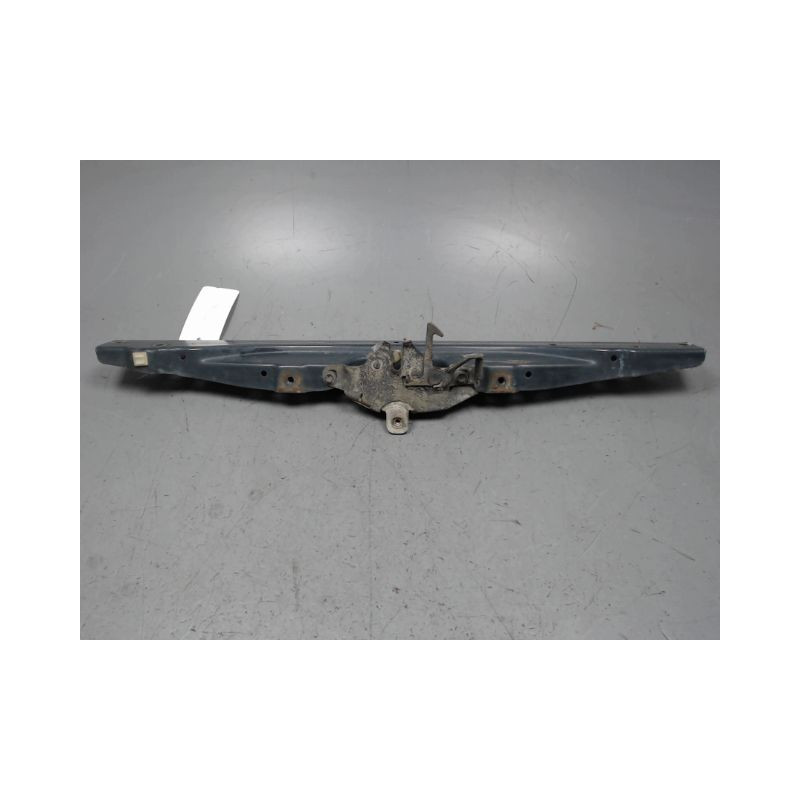 TRAVERSE SUPERIEURE ARMATURE AVANT TOYOTA L.CRUISER