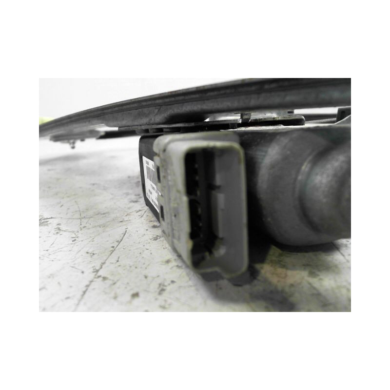 MECANISME+MOTEUR LEVE-GLACE AVANT DROIT PEUGEOT 1007