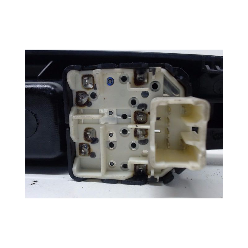 COMMANDE LEVE-GLACE PORTE AVG CHEVROLET MATIZ 05-