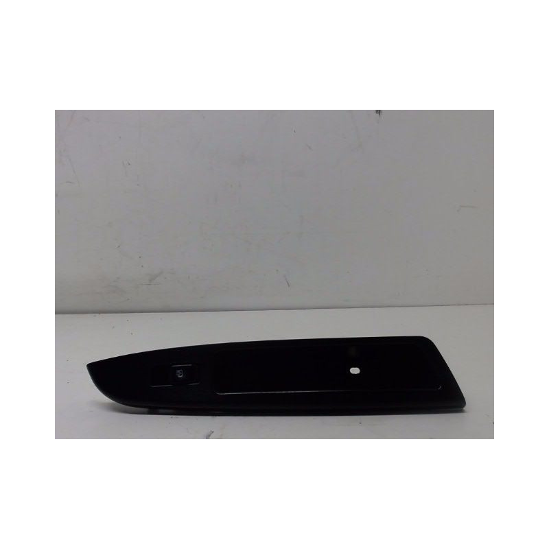 COMMANDE LEVE-GLACE PORTE AVD CHEVROLET MATIZ 05-