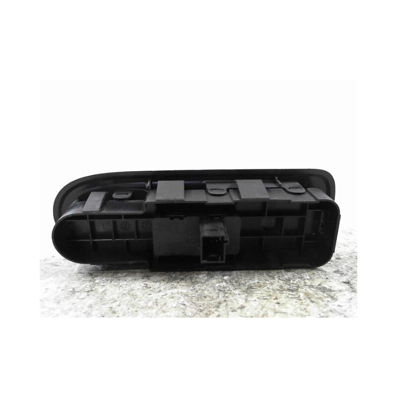 COMMANDE LEVE-GLACE PORTE AVD PEUGEOT 308 SW 2008-